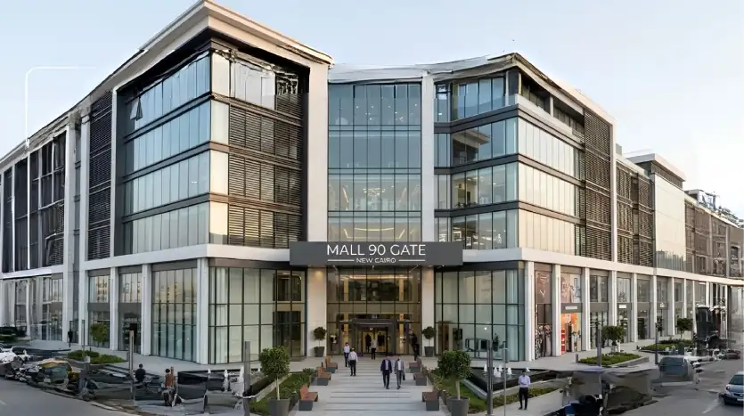 محل للبيع 30م في مول 90 جيت التجمع الخامس Mall 90 Gate New Cairo