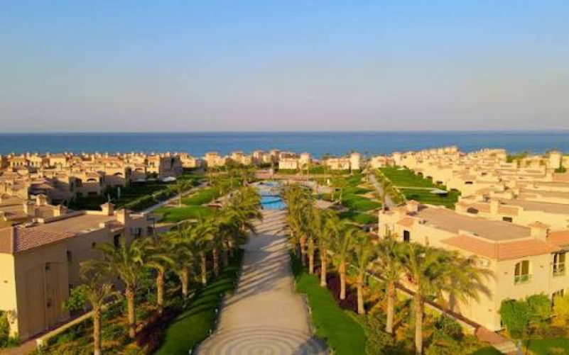 شالية للبيع 150م + 50م بجاردن  في قرية لافيستا جاردنز العين السخنة La Vista Gardens