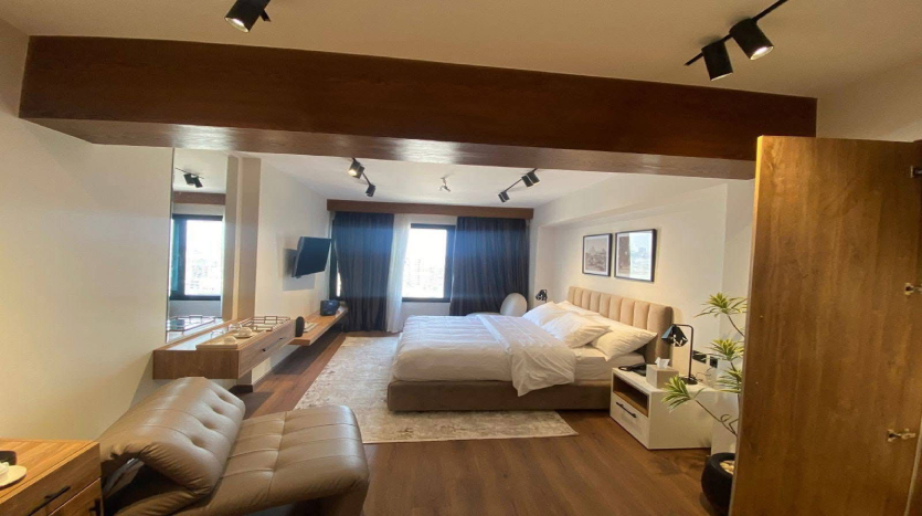 وحده فندقية 72م للبيع بإطلالة مباشرة على نهر النيل في Reve Du Nil Tower