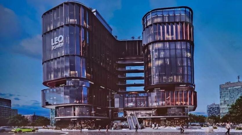 محل للبيع 25م + 20م مساحة خارجية في مول ليو تاور العاصمة الادارية Leo Tower New Capital