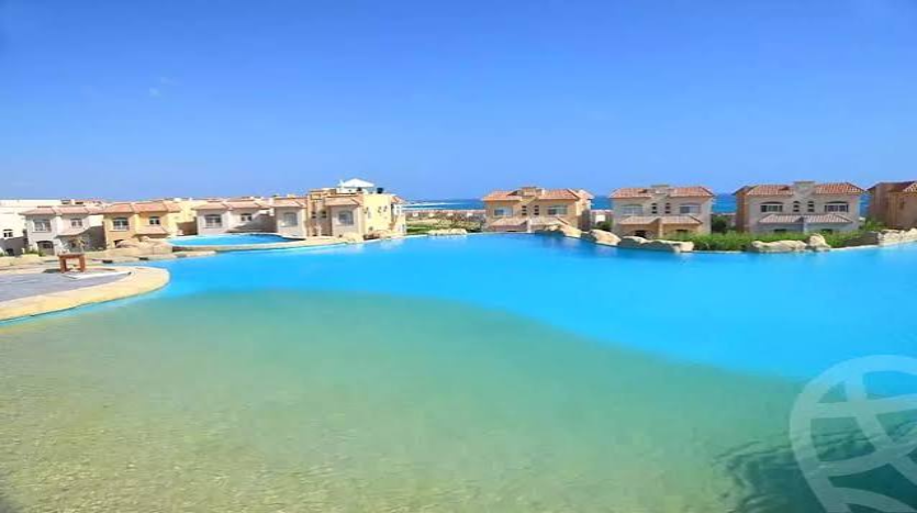 ستاند الون  للبيع 250م في تلال الساحل الشمالي Telal North Coast