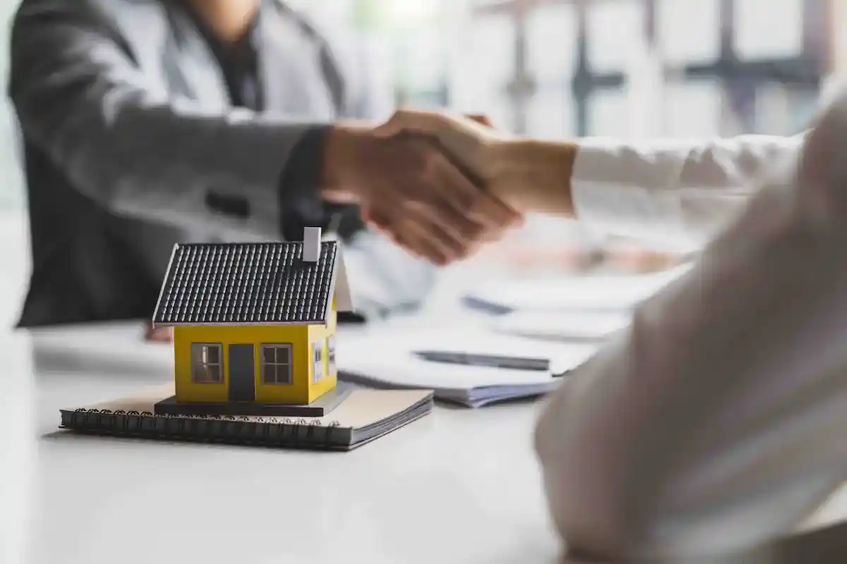 لماذا يتجه المستثمرون نحو نظام الإيجار الإلزامي الآن؟