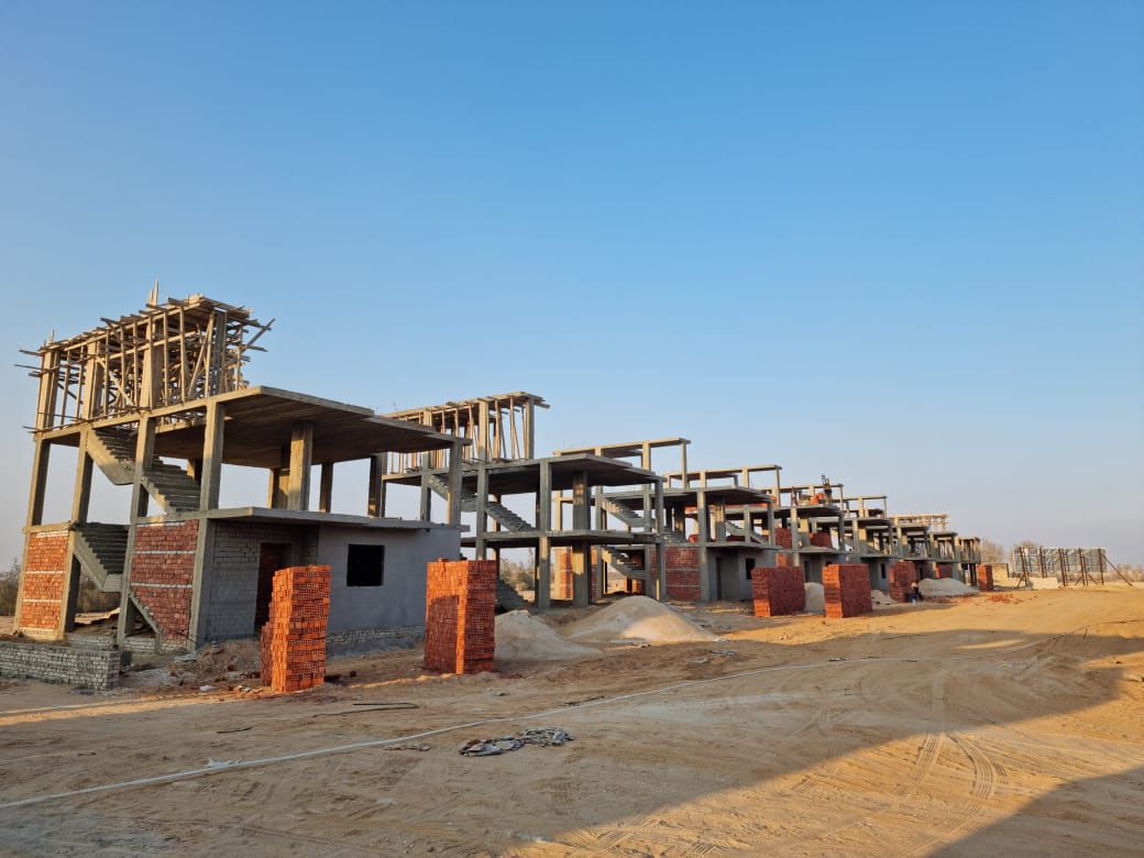 توين هاوس للبيع 260م في كمبوند بارك فالي زايد 13 زايد الجديدة