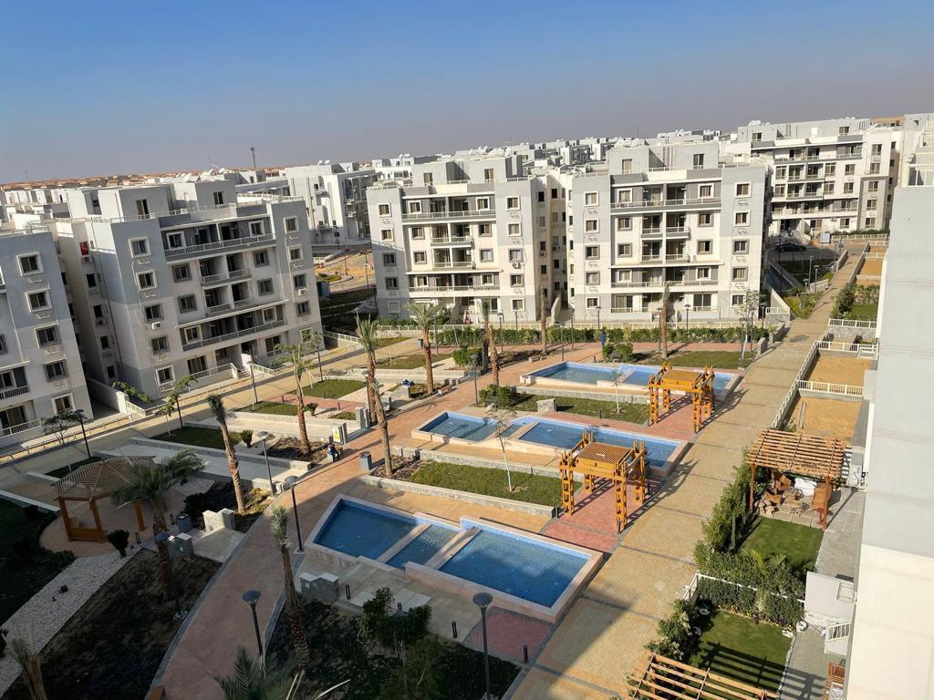 شقة 170متر للبيع استلام فوري في كمبوند Jayd New Cairo