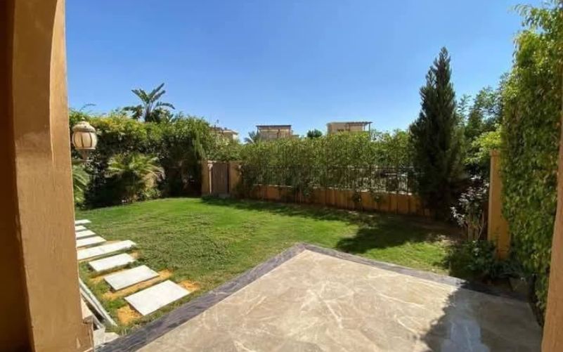 شقة 133متر بجاردن 36متر للبيع في كمبوند المعادي فيو الشروق Compound Maadi View