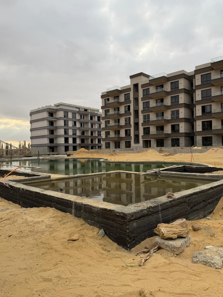 شقة للبيع 109 متر بجاردن خاص في  كمبوند ديجويا نيو زايد الجديدة