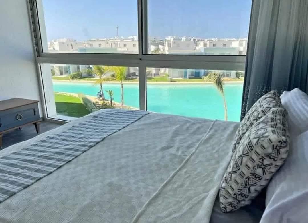 شالية للبيع 110م متشطب بالكامل في قرية مار باي رأس الحكمة Mar Bay Ras El Hekma