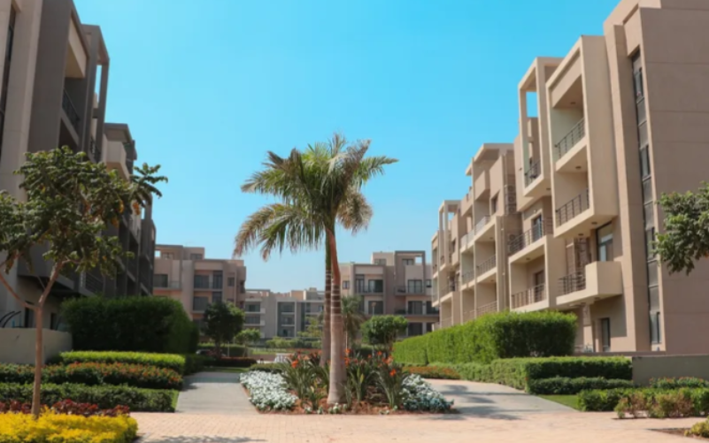 شقة للبيع ارضي بجاردن استلام فوري في كمبوند مون ريزيدنس التجمع الخامس Moon Residence Al Marasem