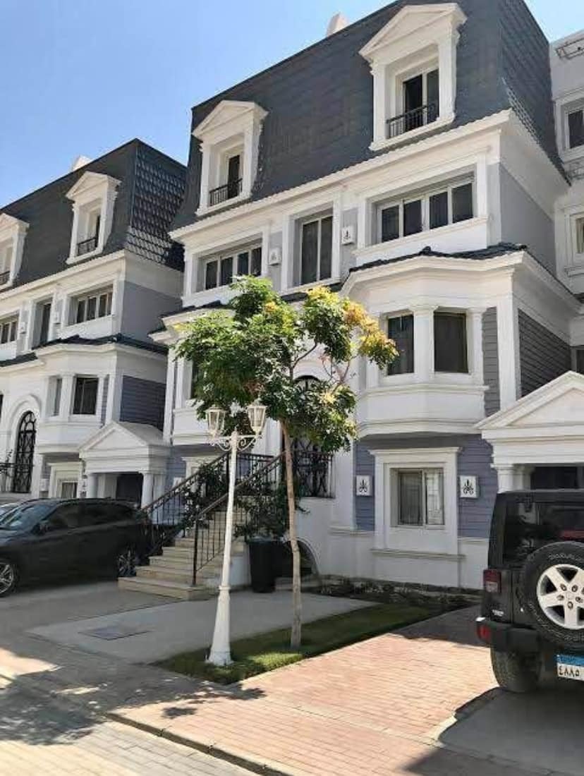 سكاي فيلا للبيع 160م في كمبوند كريك فيو القاهرة الجديدة Creekview New Cairo